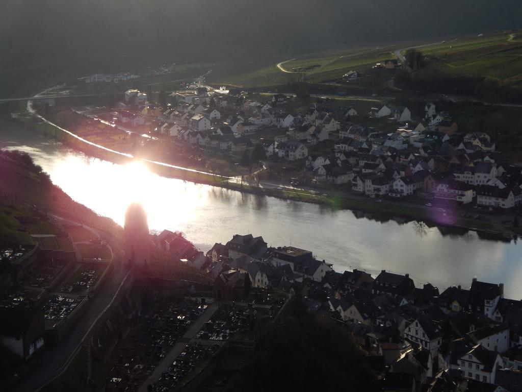 Gaestehaus Am Roemerbad Zell an der Mosel Dış mekan fotoğraf